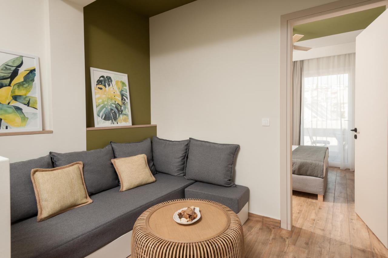 Salty Colours Apartments Almirida Екстериор снимка